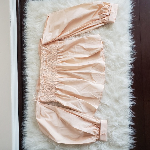 Women's tops - Picture 2 of 5